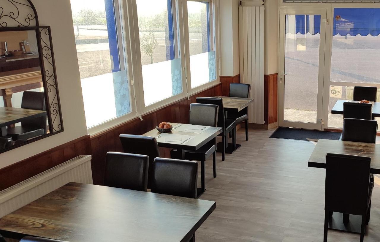 Auberge Aux Marais Montmartin-en-Graignes Ngoại thất bức ảnh